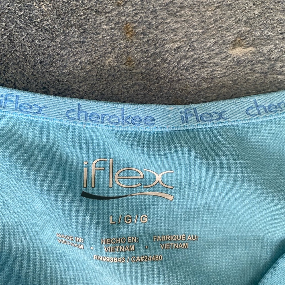 Scrub top - Picture 2 of 2